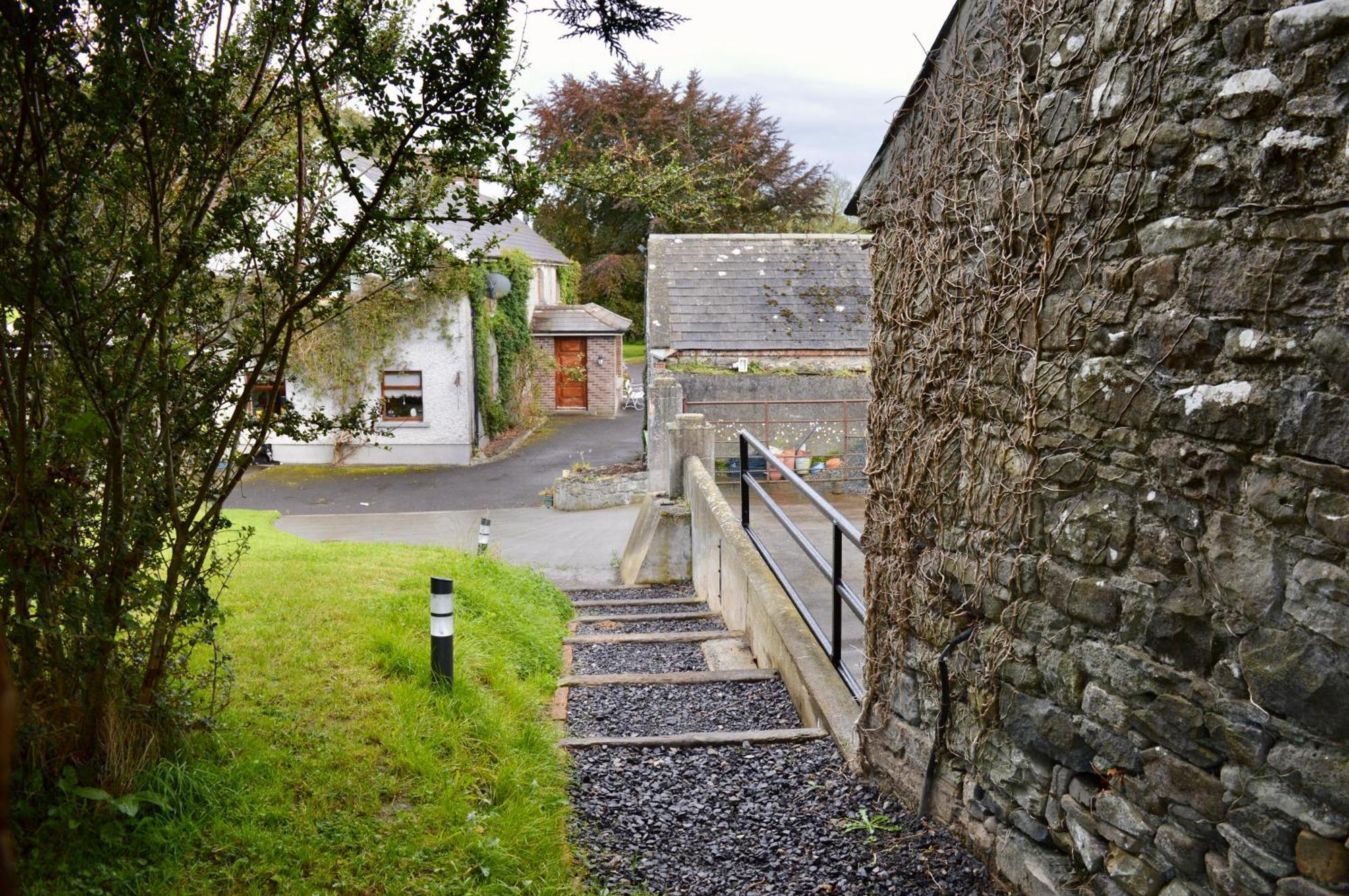 Sheelin Huts Blue, Hot-Tub Available From 1St April Until 1St November Villa Cavan Exterior photo